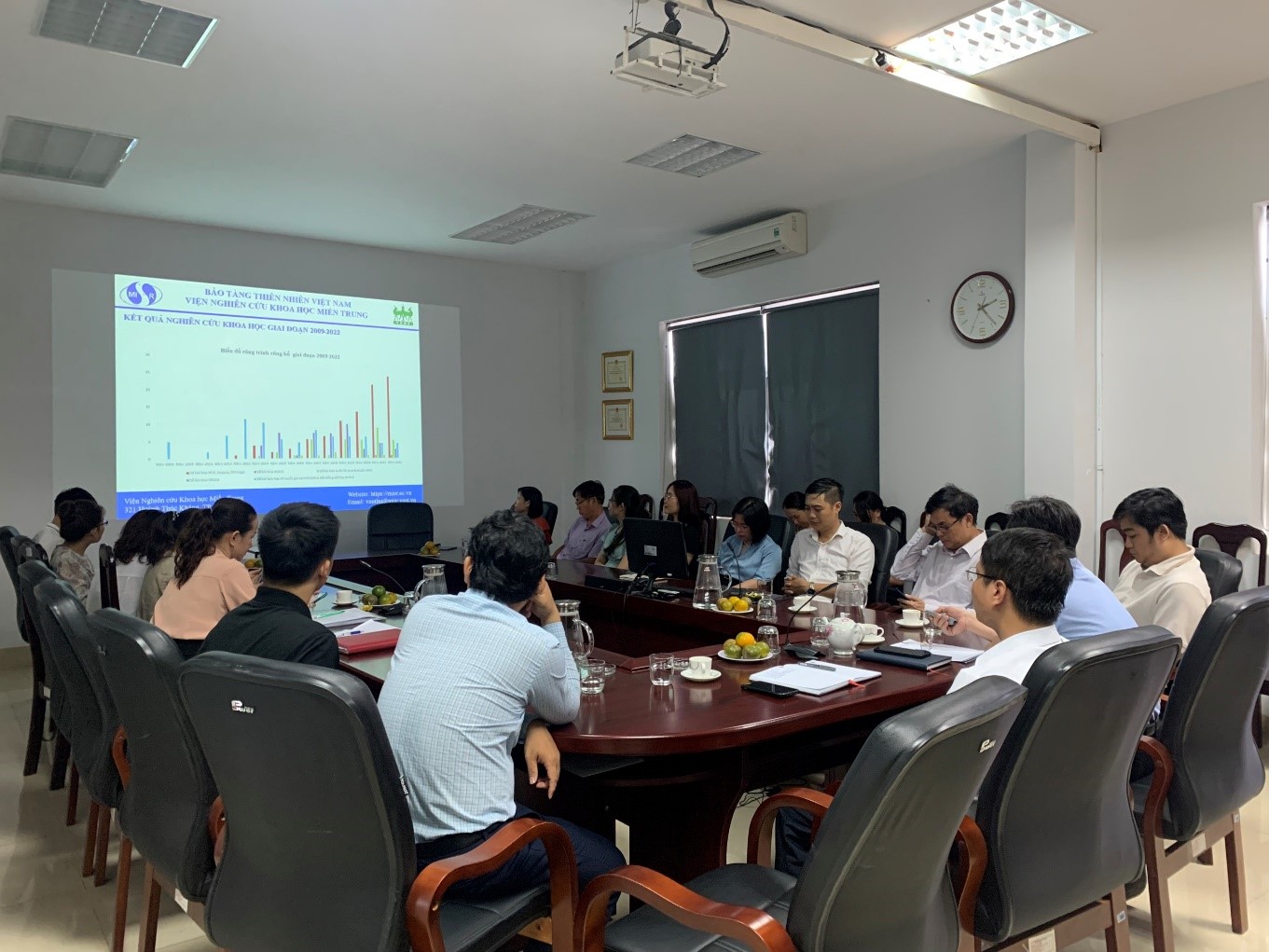 Viện Nghiên cứu Khoa học Miền Trung tổ chức Hội nghị sơ kết 6 tháng đầu năm 2023, triển khai Kế hoạch 6 tháng cuối năm 2023 và Kế hoạch năm 2024